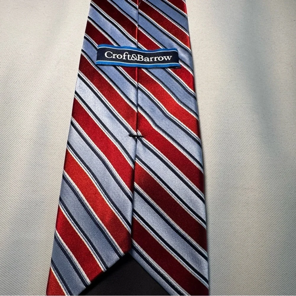 Croft & Barrow Silk Tie Red and Light Blue Striped preppy, formal, office